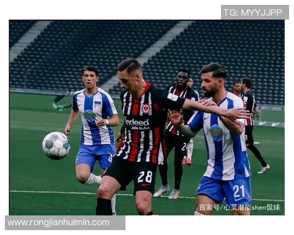 沙尔克04客场大败法兰克福降级之路堪忧