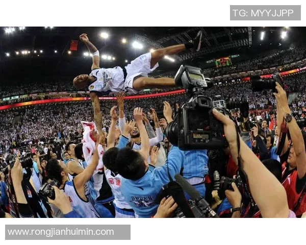 马布里成为首位入选CBA名人堂的外籍球员