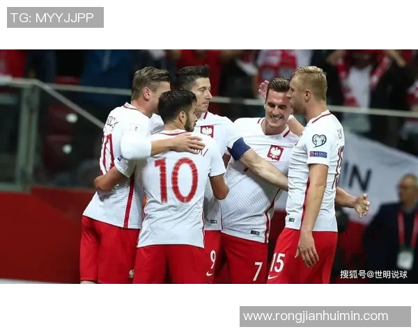 美国与西班牙上半场精彩对决分析与战术探讨 美国与西班牙上半场精彩对决分析与战术探讨